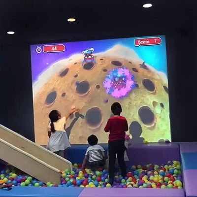 Small Business Game Center Interactive Floor / Wall Projector 3D Projection Software Kids Playing Games For Shopping Mall