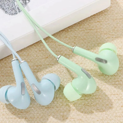 Wired Headphones Bass In Ear Headphone With Mic Music Earbuds 3.5mm Stereo Gaming Headset Dynamic Macaron Random Color Universal